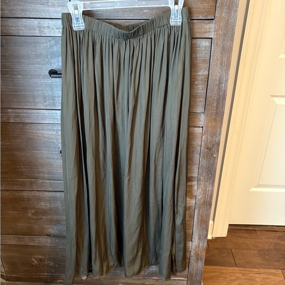 Kori Green Pleated Maxi Skirt Casual Resort Wear